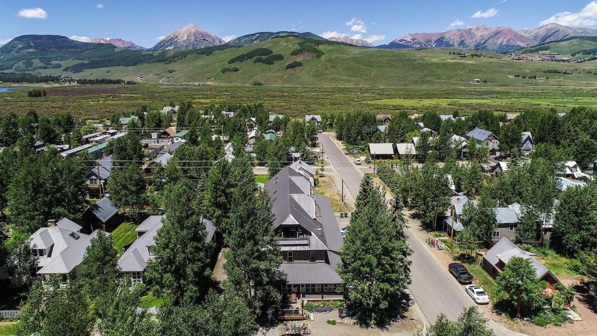 Elk Mountain Lodge Крестед-Б'ютт Екстер'єр фото